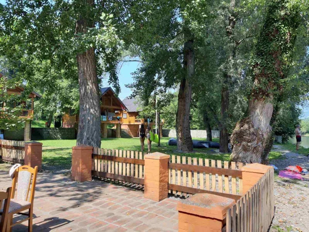 Etno Selo Bok Bed & Breakfast Vrhpolje ภายนอก รูปภาพ